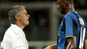 Patrick Vieira in Jose Mourinho, ki Francozi ne odmerja ravno veliko minut. @ Re