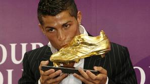 Cristiano_ronaldo_zlat_reuters (1) - main