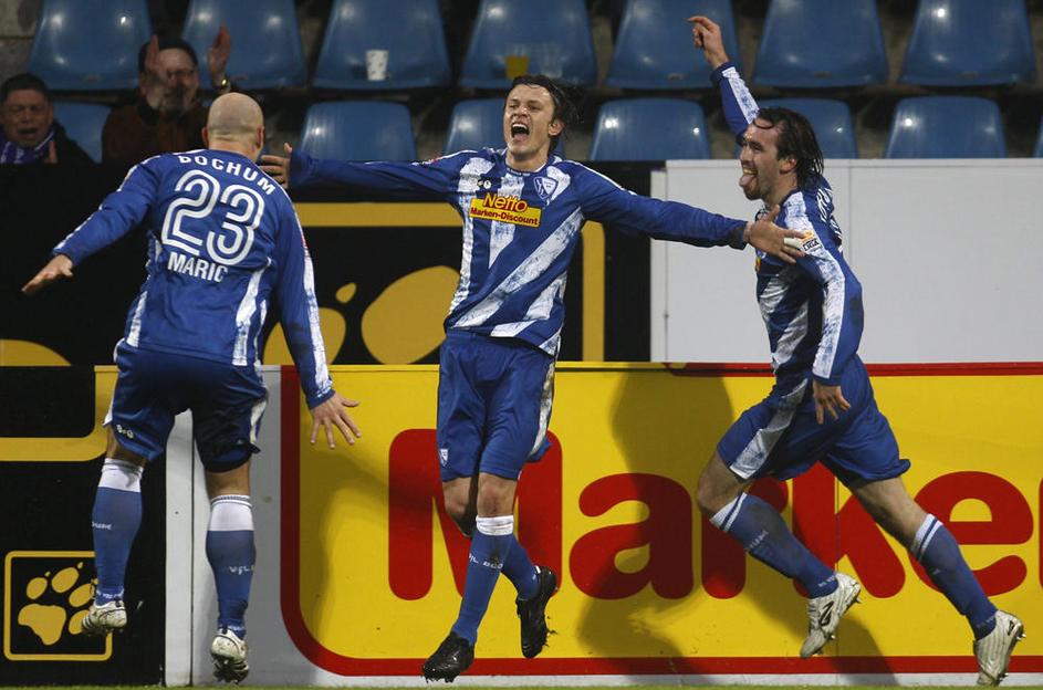 Zlatko Dedič (v sredini) je za Bochum zabil svoj drugi zadetek. (Foto: Reuters)