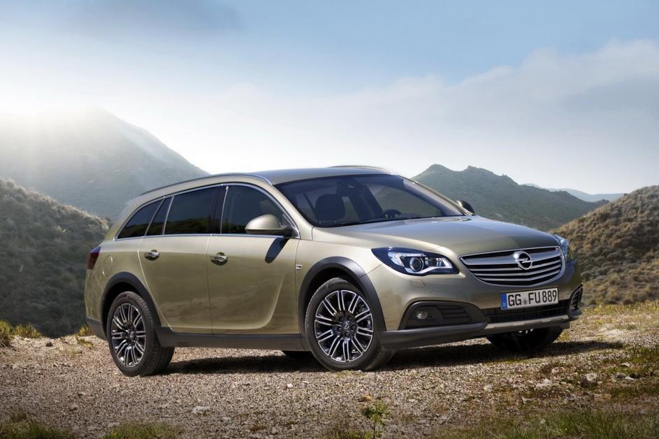 Opel insignia country tourer