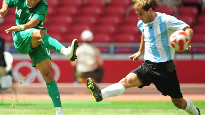 Argentinski reprezentant Pablo Zabaleta bo svojo kariero nadaljeval na Otoku.