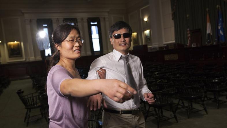 kitajski aktivist Chen Guangcheng z ženo Yuan Weijing 