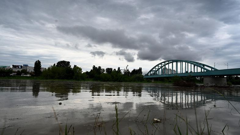 pogled na reko Savo pri Zagrebu