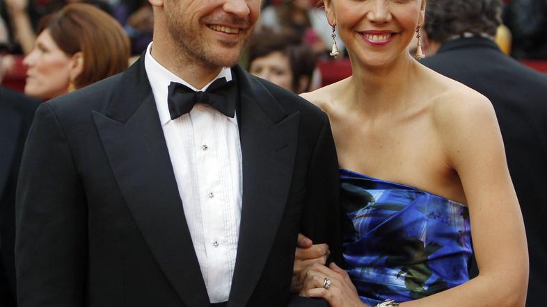 Maggie Gyllenhaal in Peter Sarsgaard