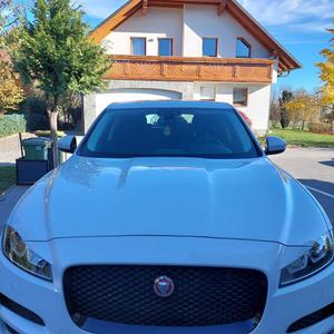 Jaguar F-Pace AWD 2.0 D (20d) R-Sport Avt.