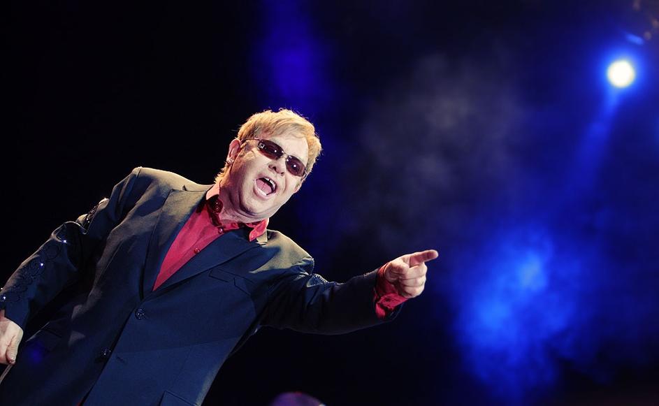 Elton John v Stožicah