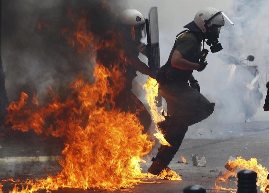 Protesti v Grčiji