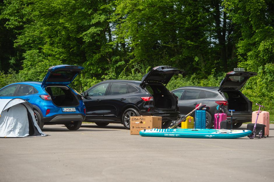 Ford družinski avto primerjava nalaganje prtljage | Avtor: Anže Petkovšek