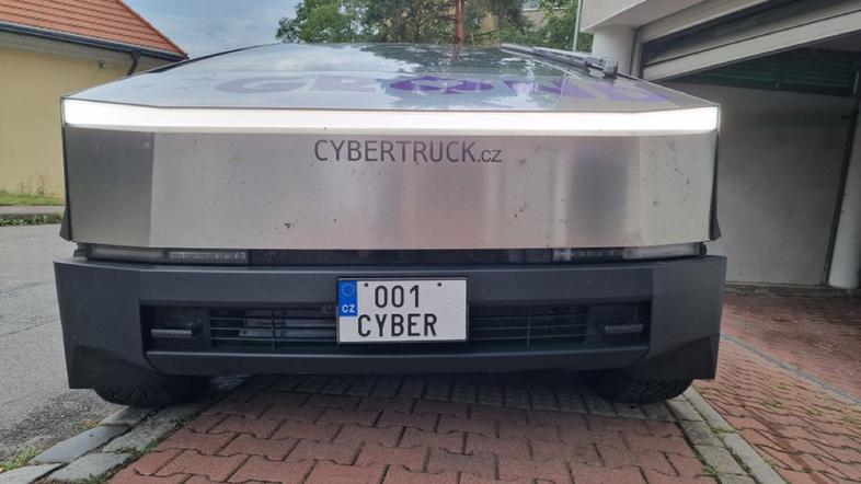 Cybertruck