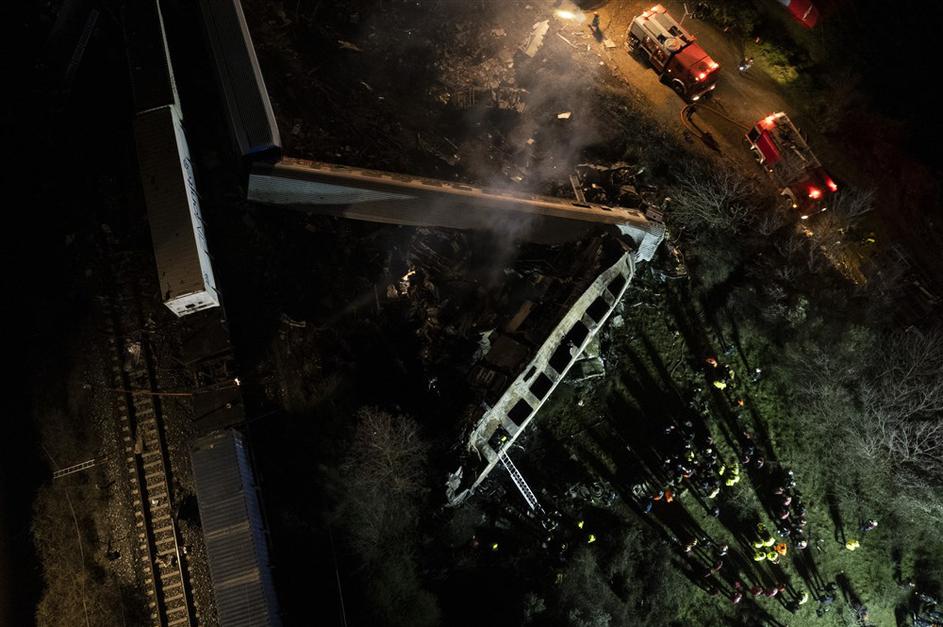 trčenje potniškega in tovornega vlaka v bližini kraja Larissa v Grčiji