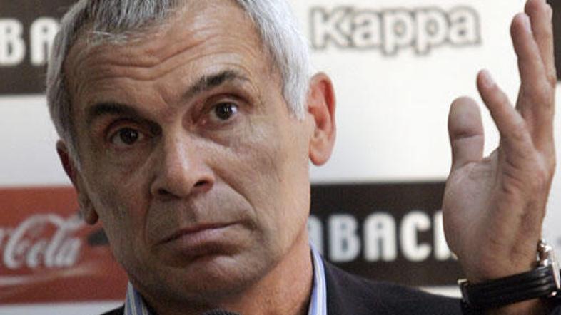 Hector Cuper bo moral najti novega delodajalca.