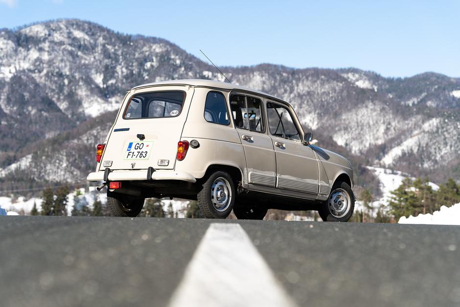 Renault 4 Boruta Pahorja | Avtor: Damjan Končar/AMZS