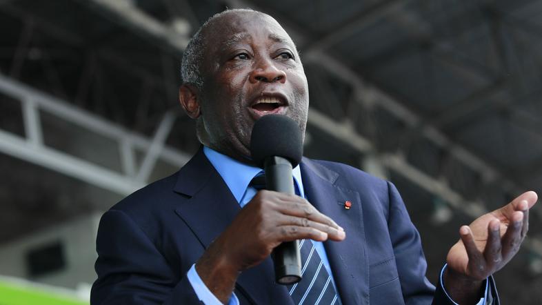 Laurent Gbagbo, ki je izgubil nedavne predsedniške volitve, naj bi se končno pog