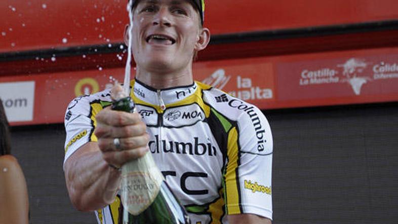 Andre Greipel se je veselil zmage na 16. etapi Vuelte.