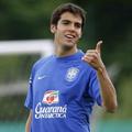 Kaká včasih ušpiči tudi kakšno v slogu razbijanja šip zaradi igranja pred blokom