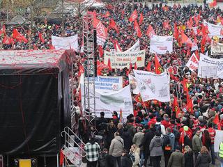 Protesti pred sedežem Volkswagna