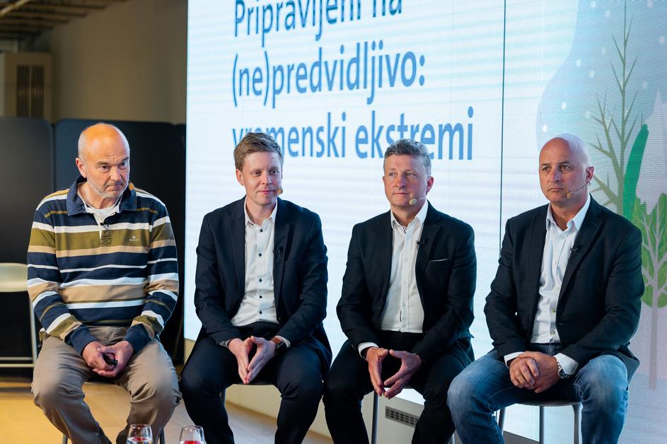 Branko Gregorčič, meteorolog, Uroš Metličar, direktor službe za premoženjske škode; Danilo Steyer, vinogradnik; Aleš Zupan, direktor službe za kmetijska zavarovanja; dogodek zavarovalnice Triglav o vremenskih ekstremih