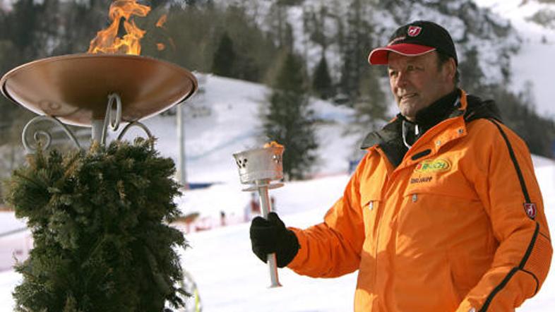 Toni Sailer na olimpijskih igrah v Torinu pred tremi leti.