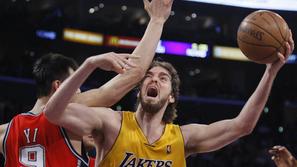 Pau Gasol in tovariši iz Los Angelesa so ugnali Toronto Raptorse.