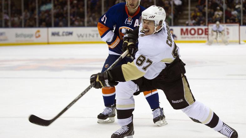 Pingvin Sidney Crosby ima le še dober teden za okrevanje. (Foto: Reuters)