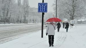 slovenija 06.02.13, sneg, snezenje, padavine, vreme, promet, foto: Anze Petkovse