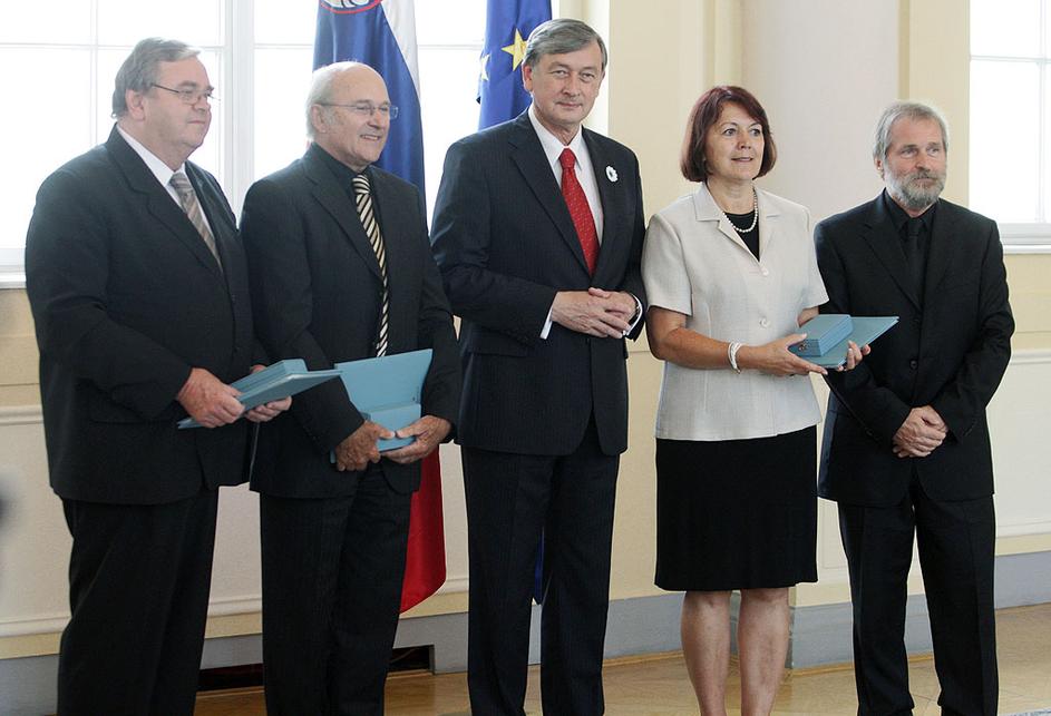 Podelitev odlikovanj red za zasluge