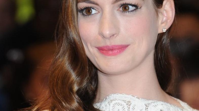 Anne Hathaway