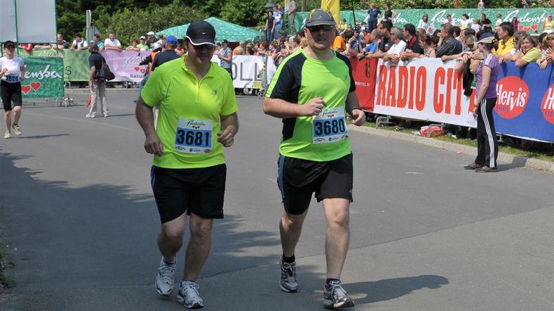 Če želite visokoresolucijsko fotografijo, nam pošljite elektronsko sporočilo na 