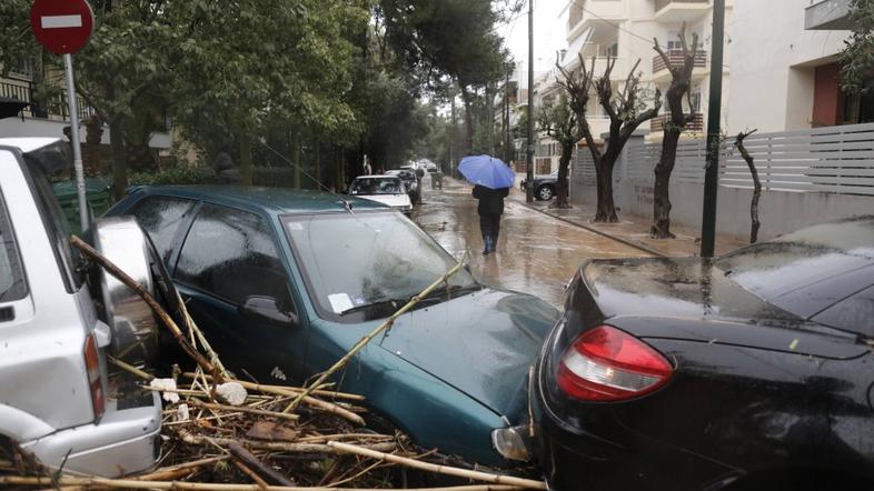 Atene neurje 