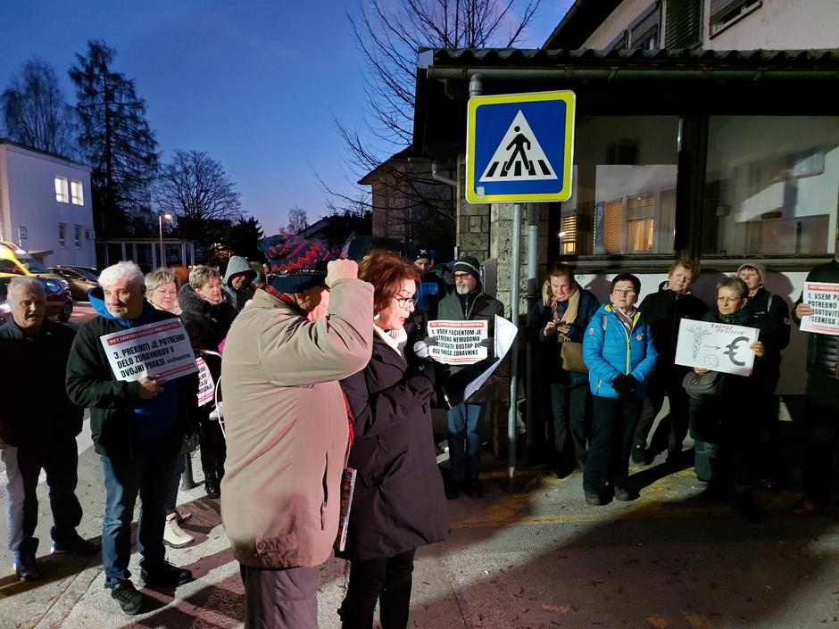 Protest pacientov, Kranj, 10.1.2023 | Avtor: M. Ha.