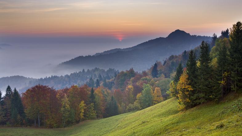 vreme sončni vzhod oktober