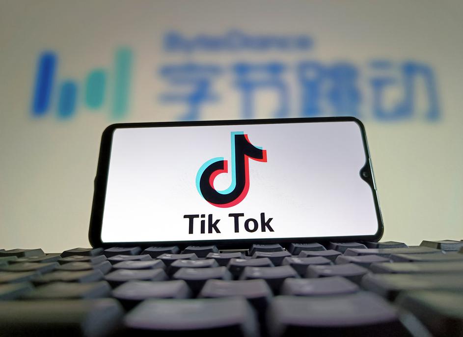 tipkovnica telefon TikTok