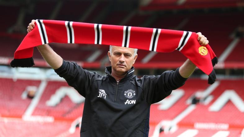 Jose Mourinho predstavitev old trafford