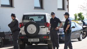 gorenjska 11.05.12. kriminalisticna preiskava, foto: iztok golob                