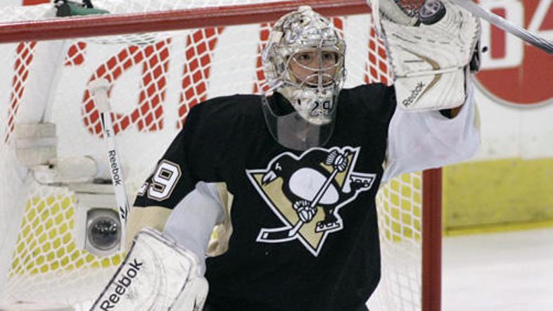 Marc-Andre Fleury je k zmagi Pittsburgha prispeval 23 obramb.