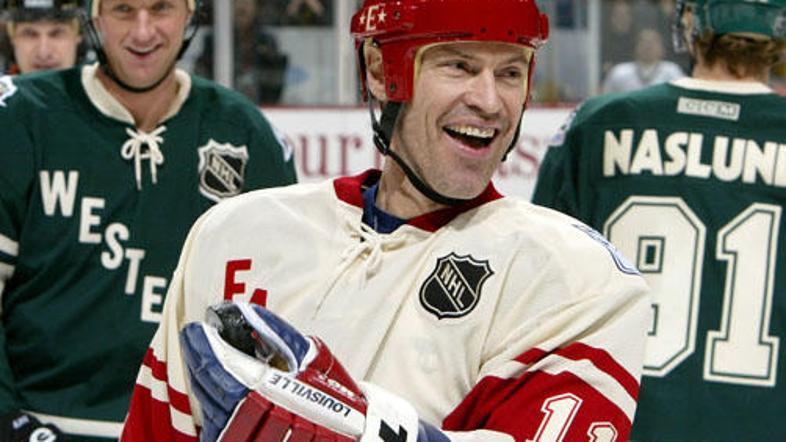 Mark Messier si je v dolgoletni hokejski karieri prislužil mesto v dvorani slavn