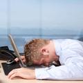 Glavni vzroki za stres na delovnem mestu so negotova zaposlitev, časovni pritisk