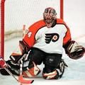 John Vanbiesbrouck je branil tudi za ekipo Philadelphia Flyers.