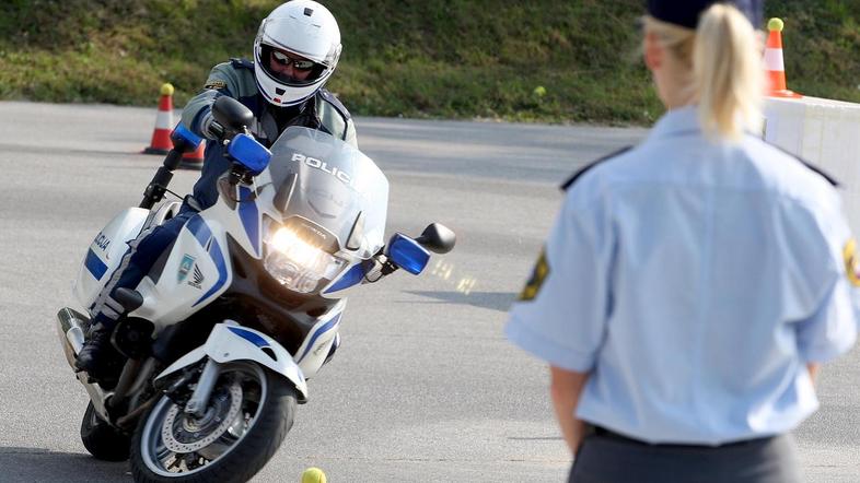 policist motorist spretnostna vožnja