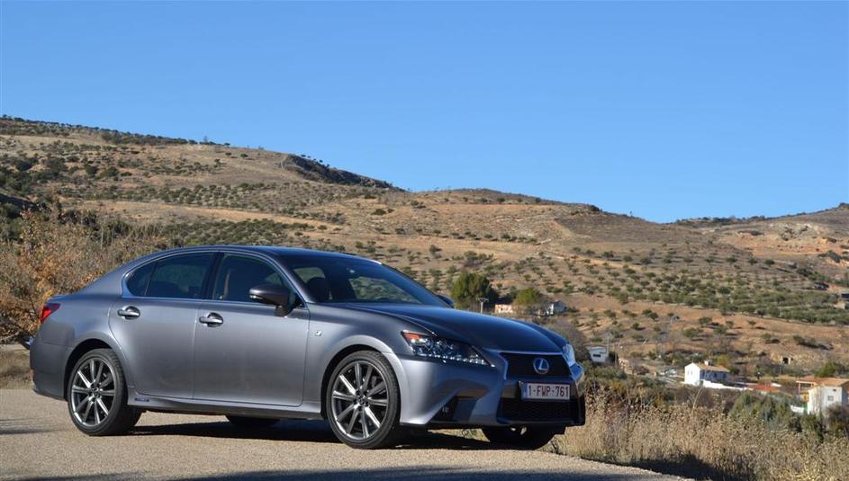 Lexus GS 300h